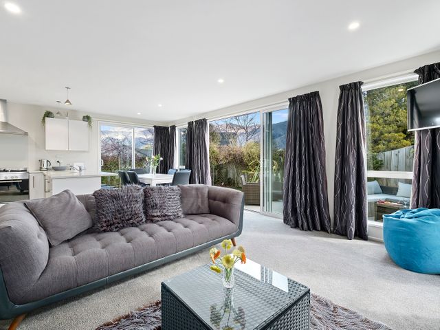 Hunter's Retreat - Wanaka Holiday Home - 1056421 - photo 3