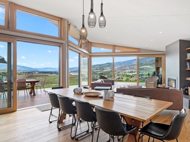 Vino and Views  - Bannockburn Holiday Home - 1059129 - photo 4