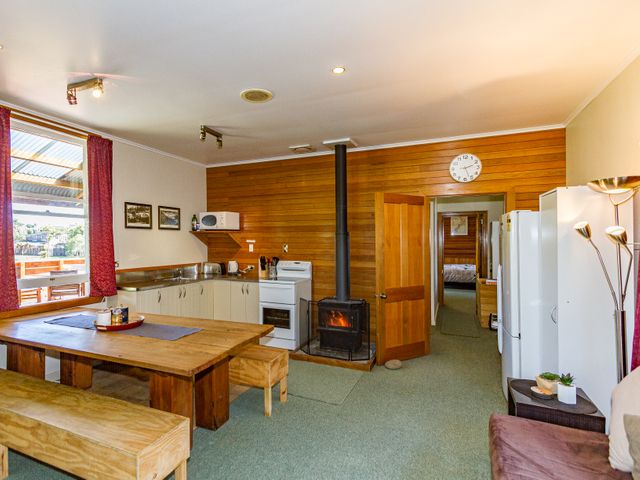 The Station - Ohakune Holiday Home - 1059777 - photo 5