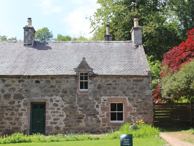 Craigievar Castle Cottages