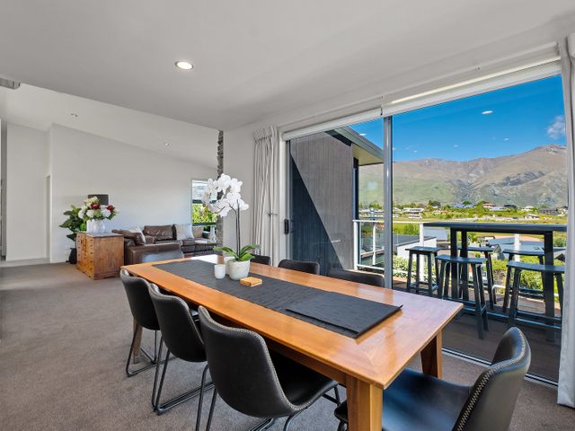 Kings View - Wanaka Holiday Home - 1061498 - photo 5
