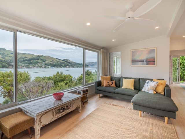 Otahuahua - Akaroa Holiday Home - 1062214 - photo 4