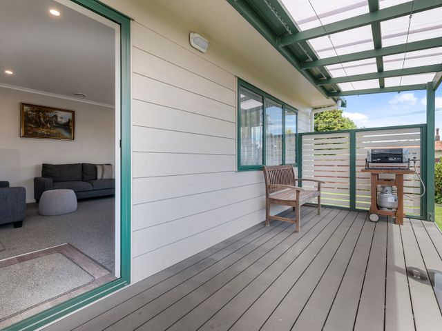 Sunrise Getaway - Rotorua Holiday Home - 1062278 - photo 5