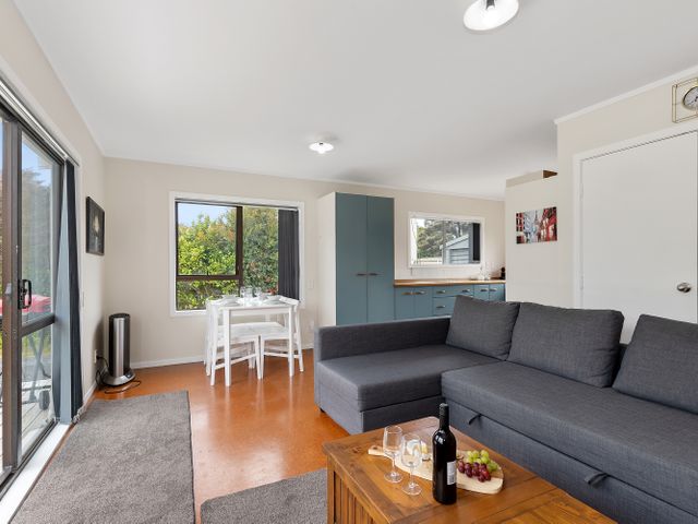 Pipi Cabin - Mangawhai Village Bach - 1062283 - photo 4