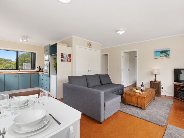 Pipi Cabin - Mangawhai Village Bach - 1062283 - photo 5