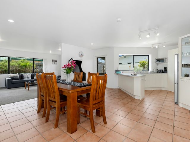 Bream Bay Bach - Ruakaka Holiday Home - 1064732 - photo 3