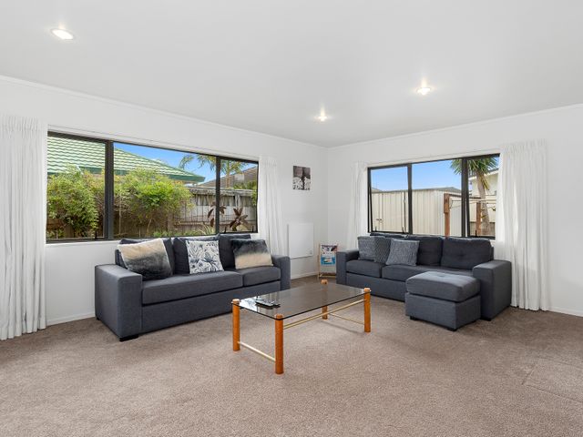 Bream Bay Bach - Ruakaka Holiday Home - 1064732 - photo 4