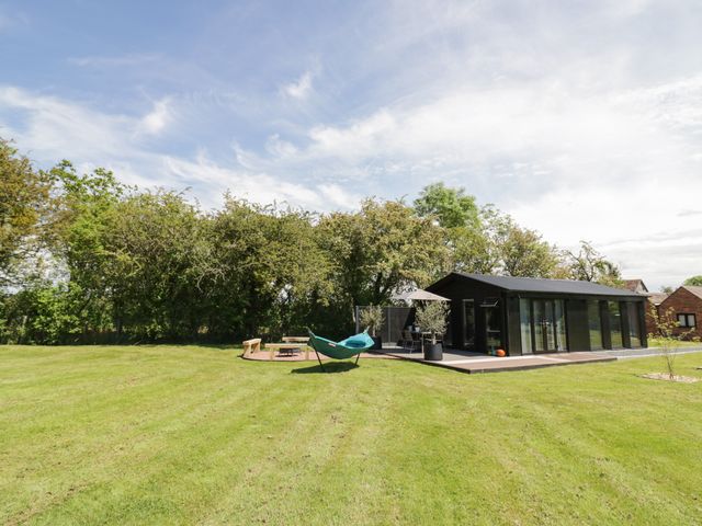 The Tractor Shed - 1067445 - photo 1