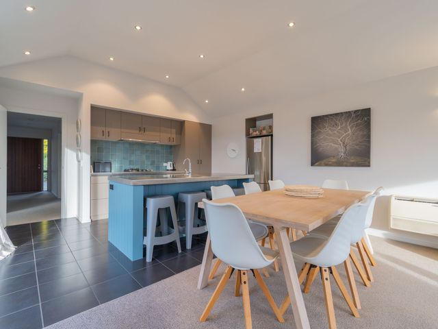 Southland Sounds - Te Anau Holiday Home - 1068065 - photo 5