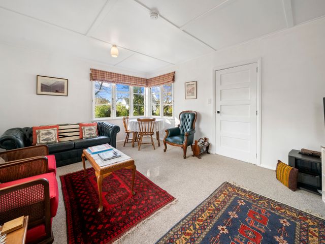 Centrally Located - Greytown Holiday Home - 1075923 - photo 4