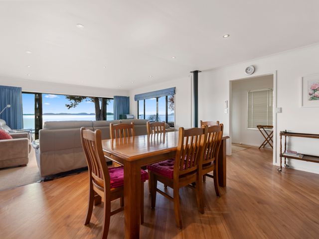 Waitetoko Waterfront - Waitetoko Holiday Home - 1076535 - photo 4