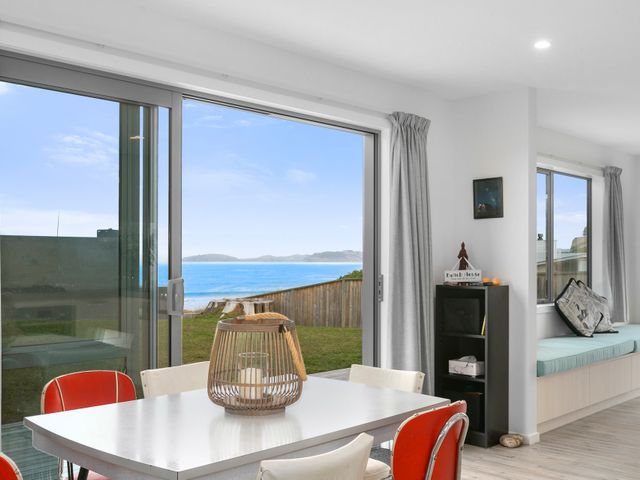Karitane Beach Retreat - Karitane Holiday Home - 1077046 - photo 5