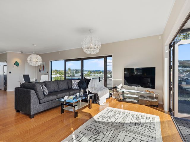Maranui BeachSide Retreat - Mt Maunganui Home - 1079779 - photo 2