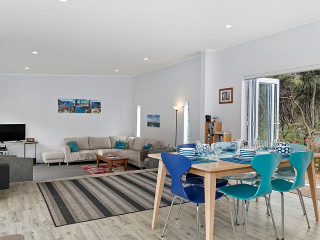 Pohutukawa Peace - Mangawhai Holiday Home - 1081569 - photo 4