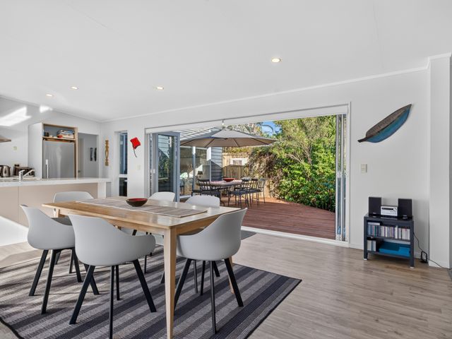 Pohutukawa Peace - Mangawhai Holiday Home - 1081569 - photo 3