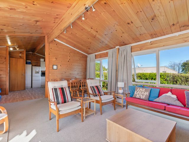 The Lake Escape - Taupo Holiday Home - 1082500 - photo 4