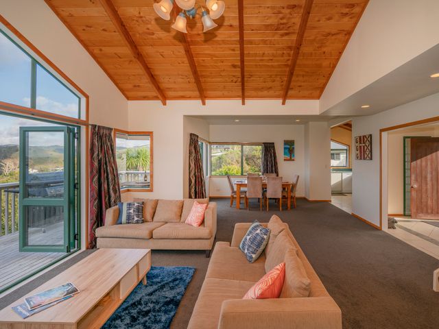 Sensational on Centennial - Whitianga Holiday Home - 1083675 - photo 5