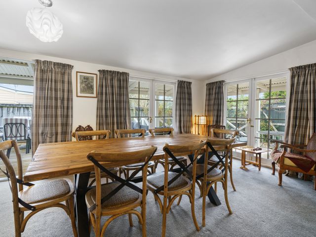 Pendreigh Cottage - Martinborough Holiday Home - 1087445 - photo 4