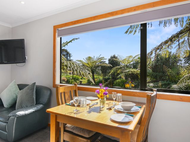 Upepo - The Garden Room - Cape Foulwind Studio - 1089180 - photo 3