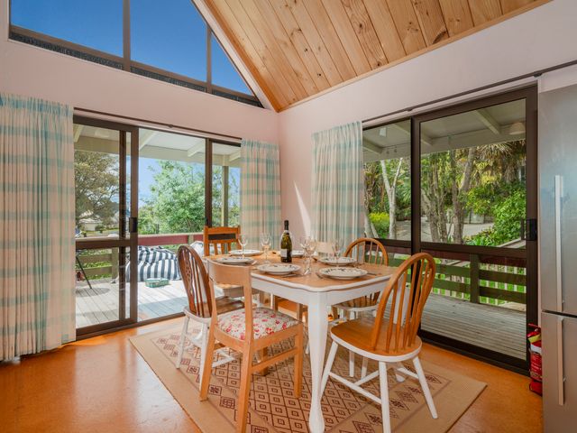 Tui's Grove - Onemana Holiday Home - 1090471 - photo 5