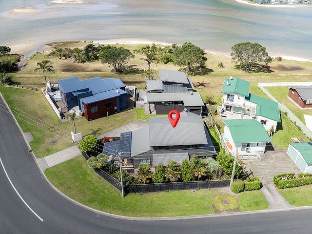 Manaia Magic - Tairua Holiday Home - 1090822 - photo 2