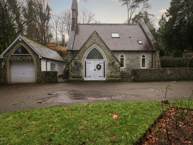 Oystermouth Chapel - 1093838 - photo 1