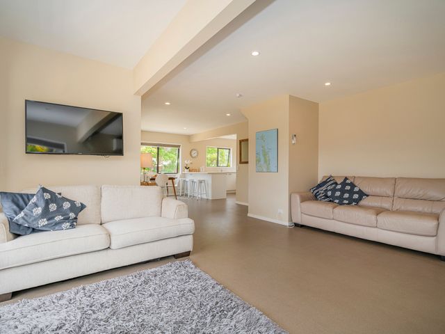 Seas the Day - Matarangi Holiday Home - 1096261 - photo 4