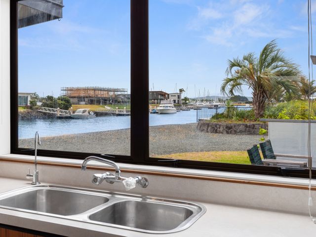 The Sunrise Bach - One Tree Point Holiday Home - 1096593 - photo 4