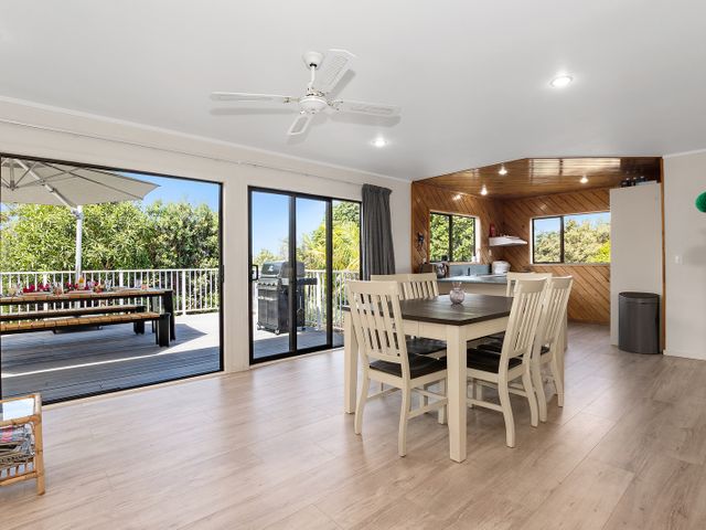 Taranui Escape - Mangawhai Heads Holiday Home - 1097412 - photo 4