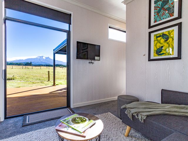Mangateitei Views - Rangataua Tiny Home - 1099496 - photo 3