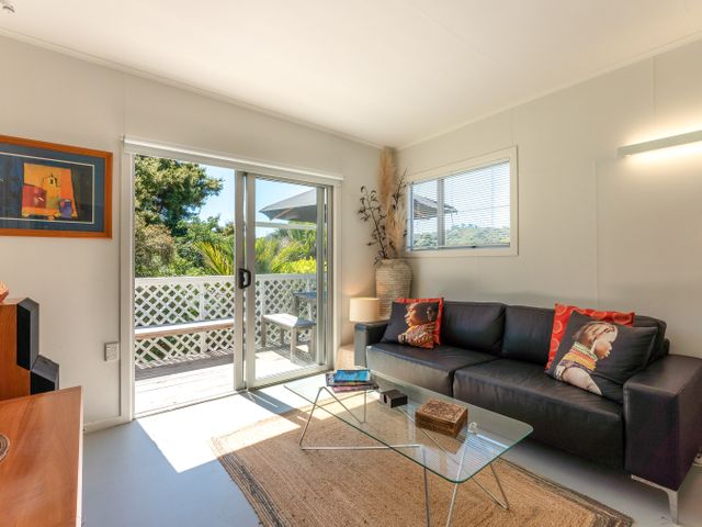 Four Palms Cottage - Onetangi Holiday Home - 1099976 - photo 3