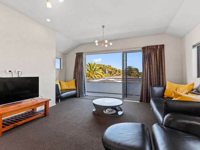 Endless Summer - Mount Maunganui Holiday Home - 1100106 - photo 4