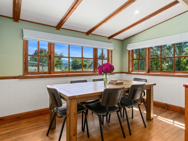 The Cottage on the Hill - Wānaka Holiday Home - 1100215 - photo 5