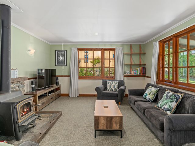 The Cottage on the Hill - Wānaka Holiday Home - 1100215 - photo 4