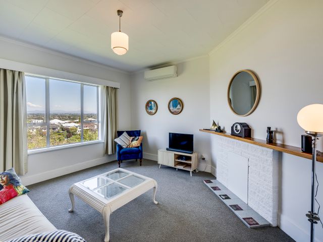 Views on Colenso - Napier Holiday Home - 1101372 - photo 3