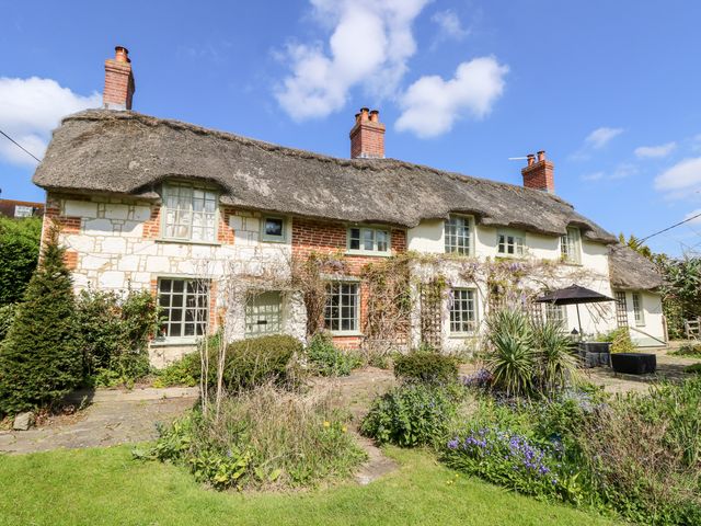 Thatched Cottage Holidays | Rent Self Catering Cottages with a Thatched ...