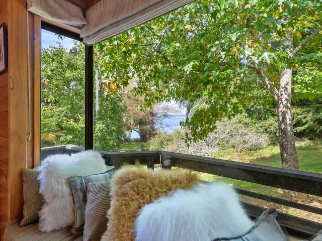 Rutherfurd Lakehouse -  Taupō Holiday Home - 1103979 - photo 4