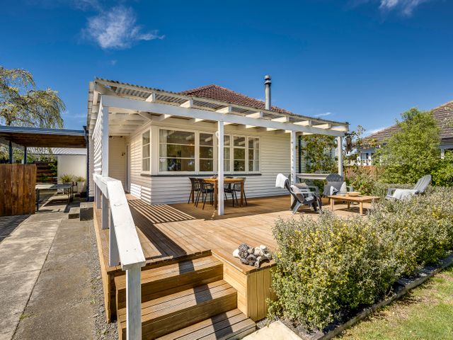 Bird and Fish - Napier Holiday Home - 1108645 - photo 2