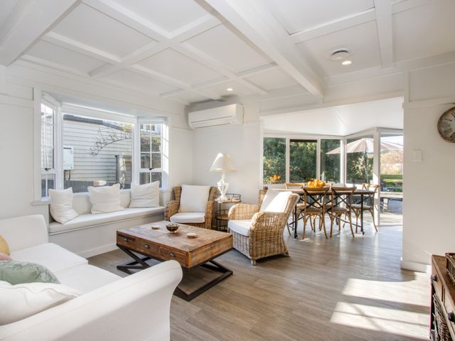 Kuku Villa - Te Awanga Holiday Home - 1111709 - photo 4