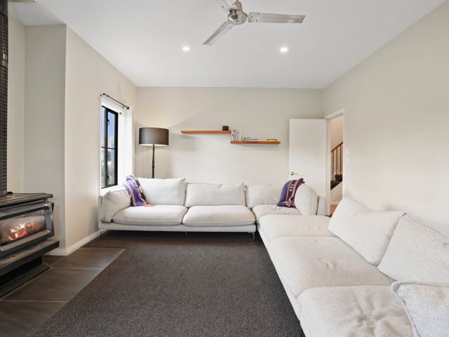 Kokomea House - Wanaka Holiday Home - 1112182 - photo 3