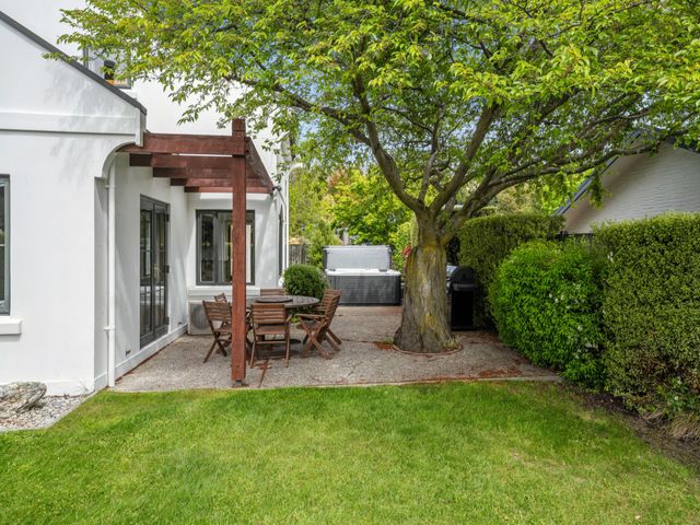 Kokomea House - Wanaka Holiday Home - 1112182 - photo 2