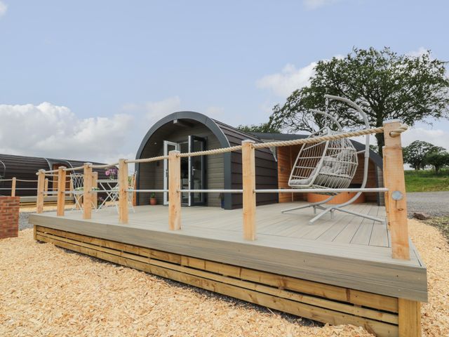 Laird Lodges