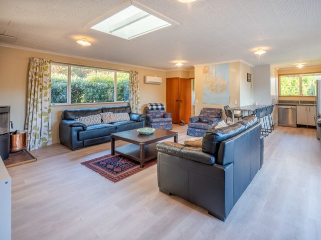 Woodills Wonderland – Akaroa Holiday Home - 1113153 - photo 4
