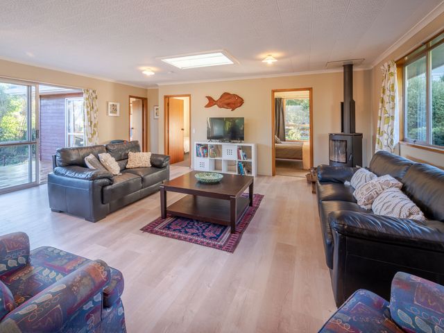 Woodills Wonderland – Akaroa Holiday Home - 1113153 - photo 2