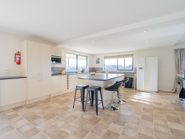 Acheron Homestead - Te Anau Holiday Home - 1114434 - photo 4