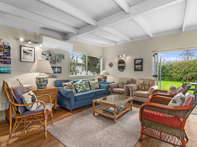 Coastal Cove – Waipu Cove Holiday Home - 1114902 - photo 2