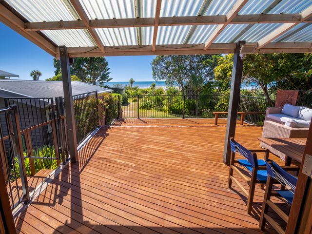 Godwit Cottage - Pākawau Beachfront Holiday Home - 1114904 - photo 5