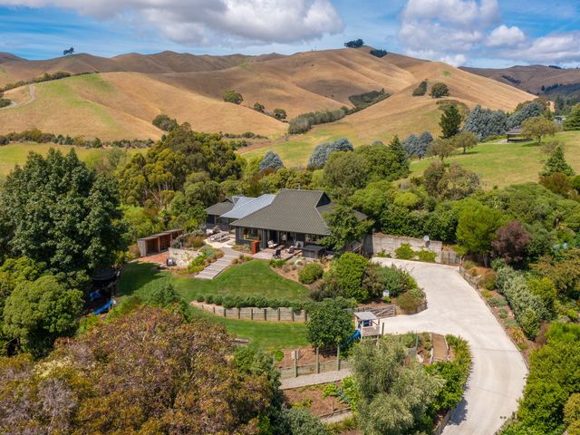 Views over Blenheim - Blenheim Holiday Home - 1115733 - photo 3