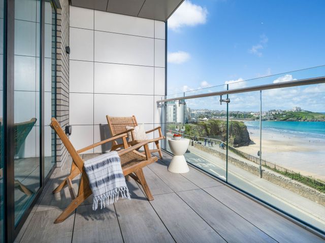 Beach Front Apartment in Cornwall