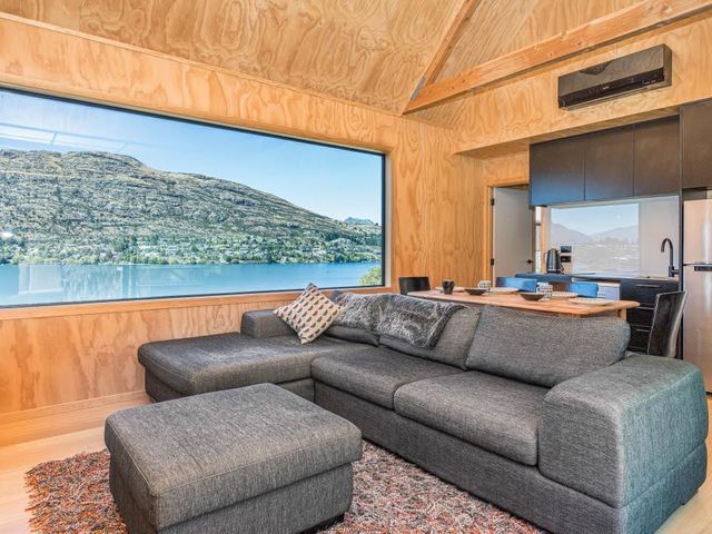 Picture Perfect - Queenstown Holiday Home - 1121019 - photo 2